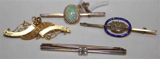 9ct gold & opal bar brooch, 14ct enamelled naval sweetheart brooch, 15ct, diamond & pearl bar brooch & another brooch (4)